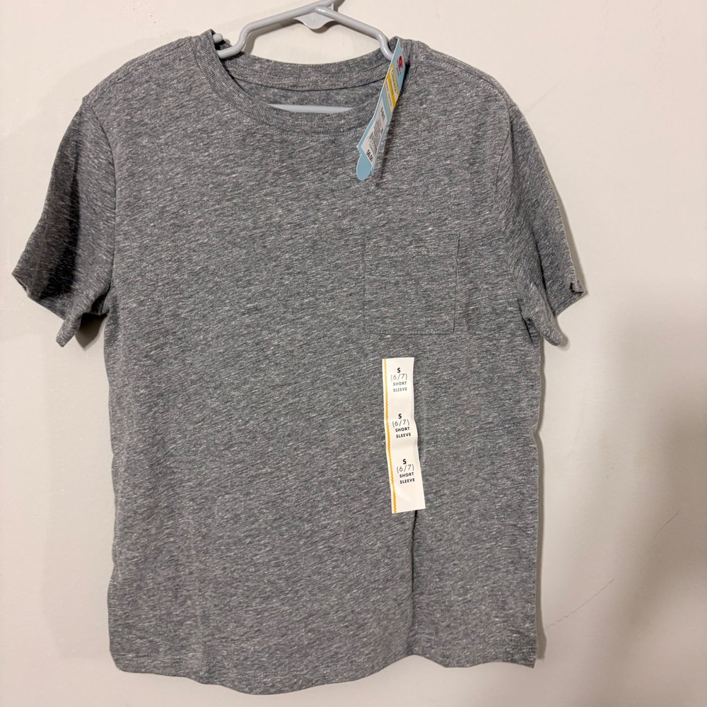Cat & Jack T-Shirt Boys S 6/7 Grey New Short Sleeve Pocket Tee Heathered BASICS